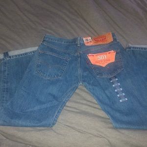 Levi jeans